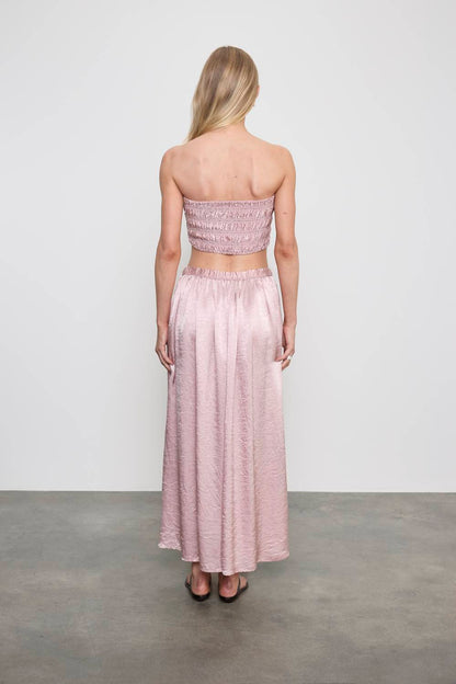 TEXTURED SATIN SMOCKED TOP