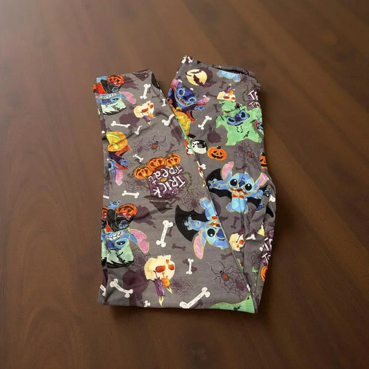 Karmen - Women's Trick Or Treat Stitch Pocket Leggings - Rack Hunt