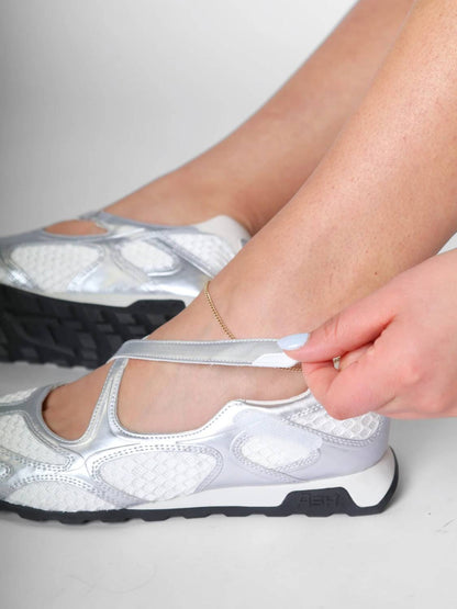 Women's Kore Sneaker