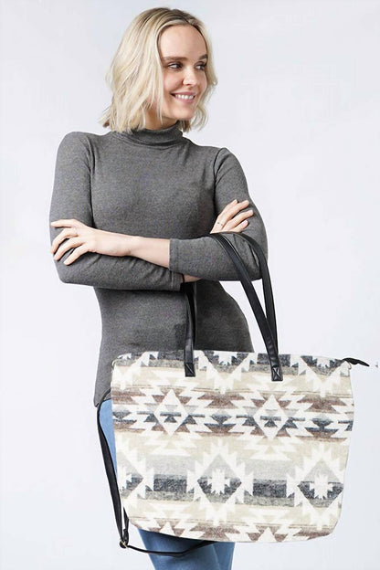 Women's Western Weekend Aztec Pattern Tote Bag With Pouch