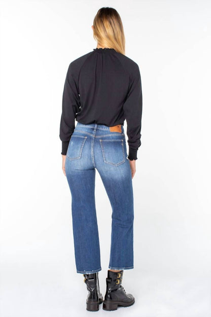 Kiss Jean