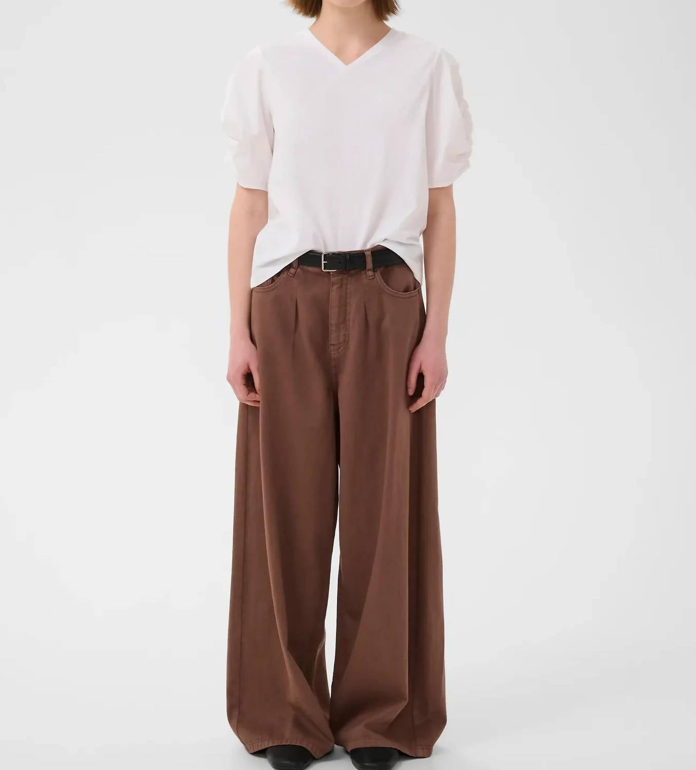 Gudruniw V-neck Tshirt