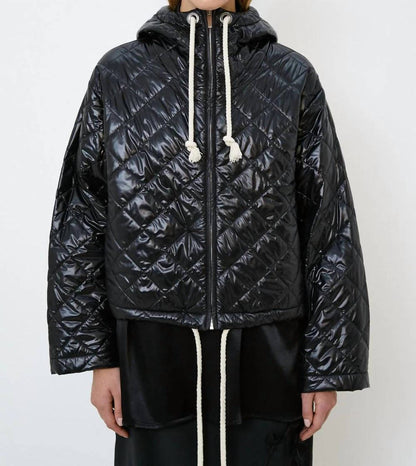 Short length quilted jacket