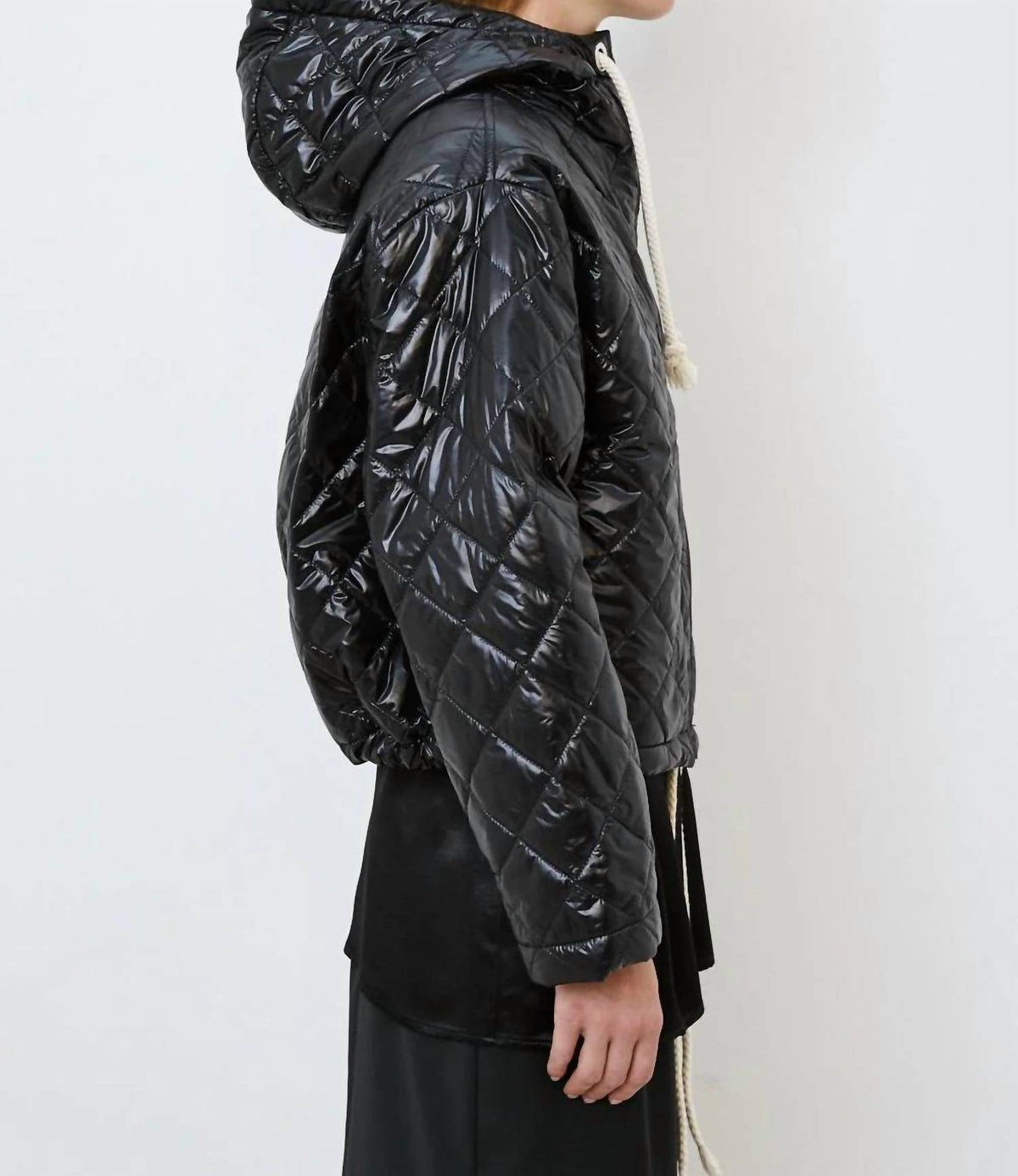 Short length quilted jacket