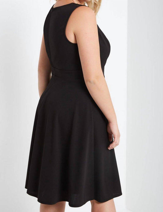 Lace Up Sleeveless V-neck Fit And Flare Dress - Plus