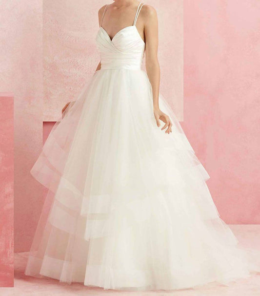 Sweetheart Neck Wedding Gown