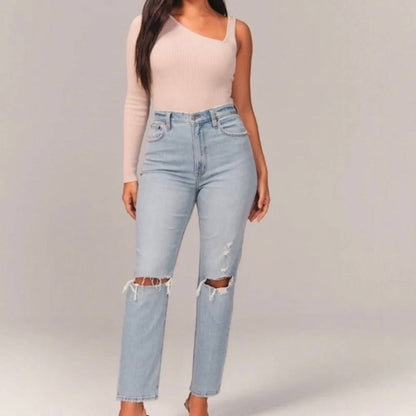 Curve Love Ultra High Rise Ankle Straight Jean