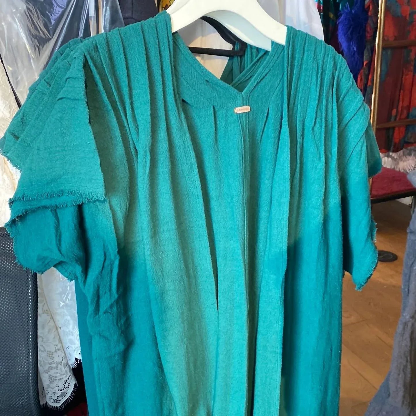 CARAVANA - Women's Kuri Cape - Rack Hunt