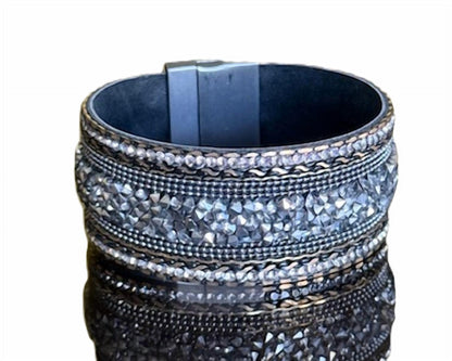 Women's Beaded Magnet Bracelet