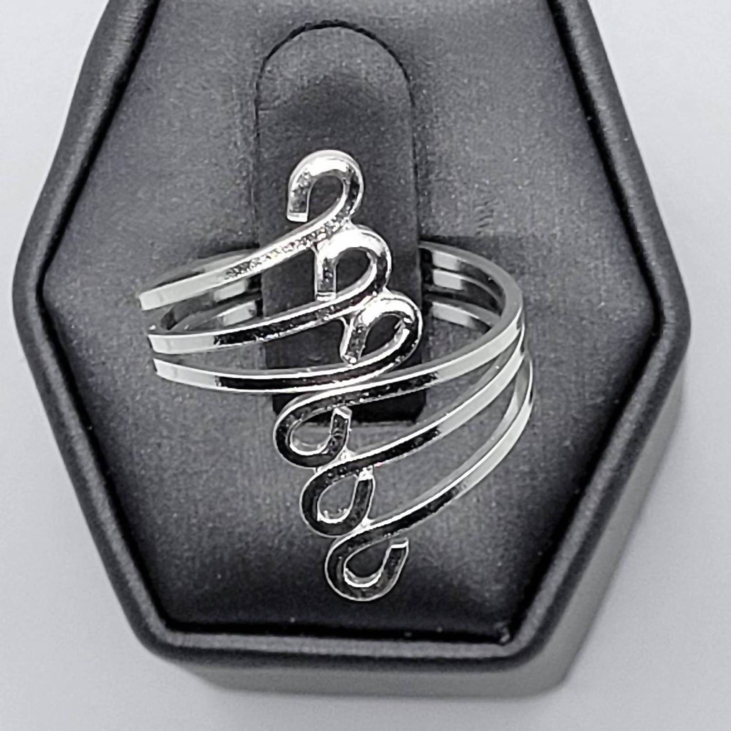 Costello International - Women's Triple Curls Wrap Ring - Rack Hunt -