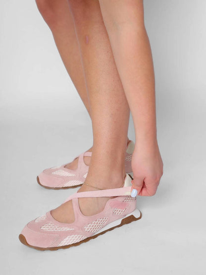 Women's Kore Sneaker