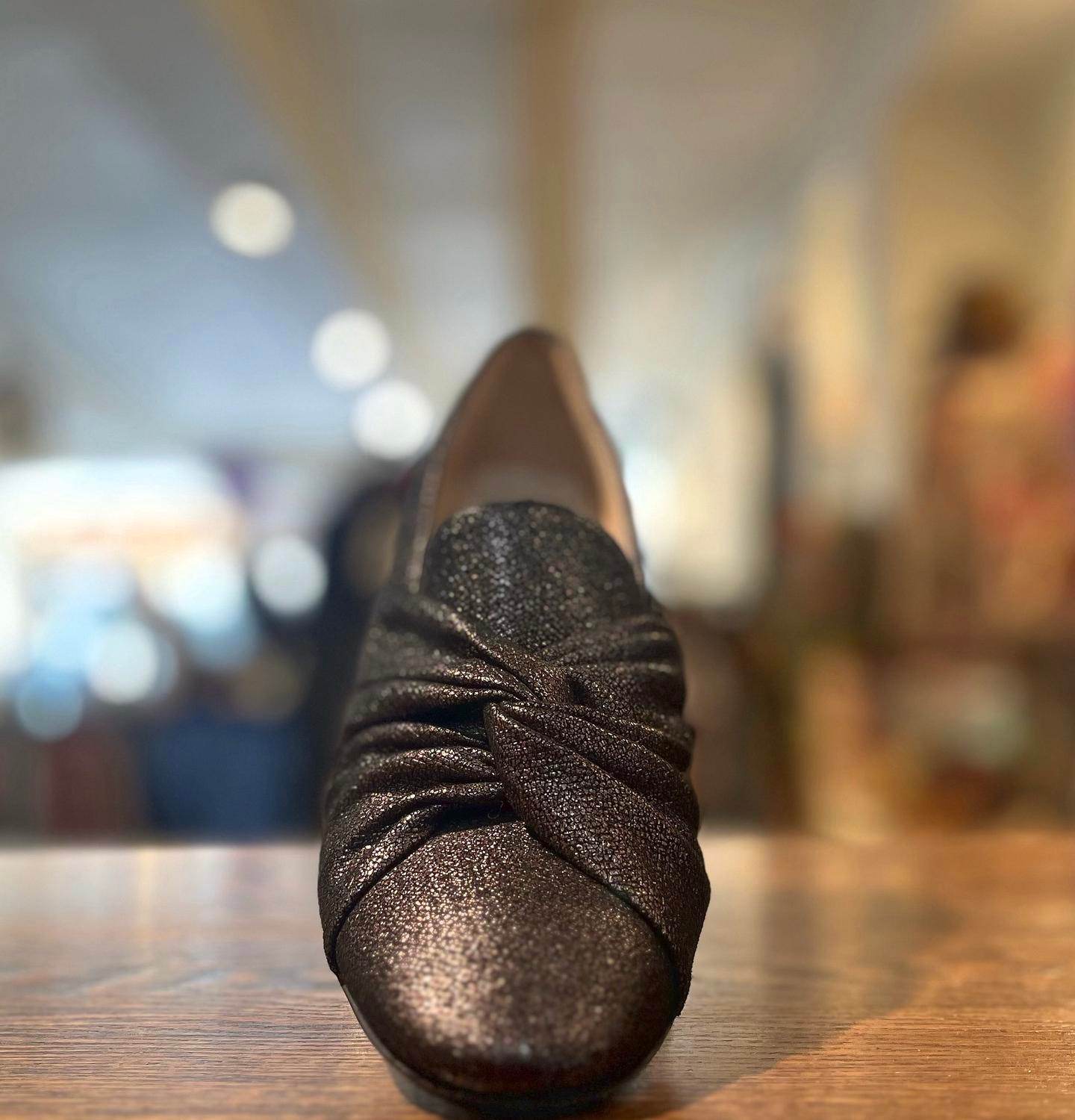 Amalfi by Rangoni - RAFFAELE TWISTED DETAIL SHOES - MEDIUM WIDTH - Rack Hunt -