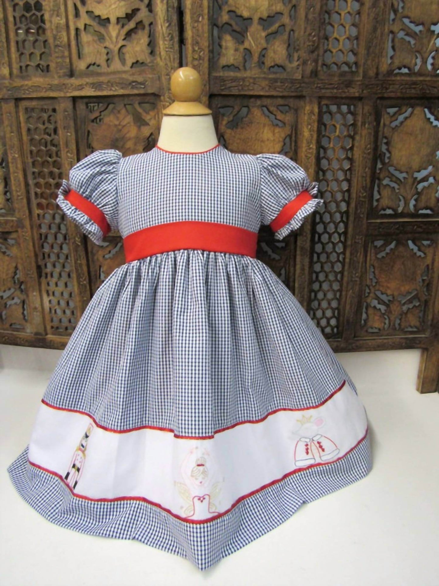 Will'beth - Girls Short Sleeve Smocked Chistmas Dress - Rack Hunt