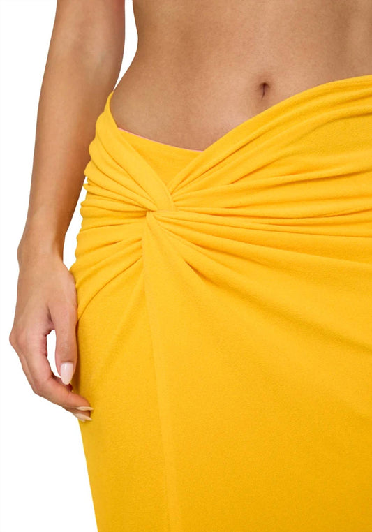 Cleo Terry Sarong