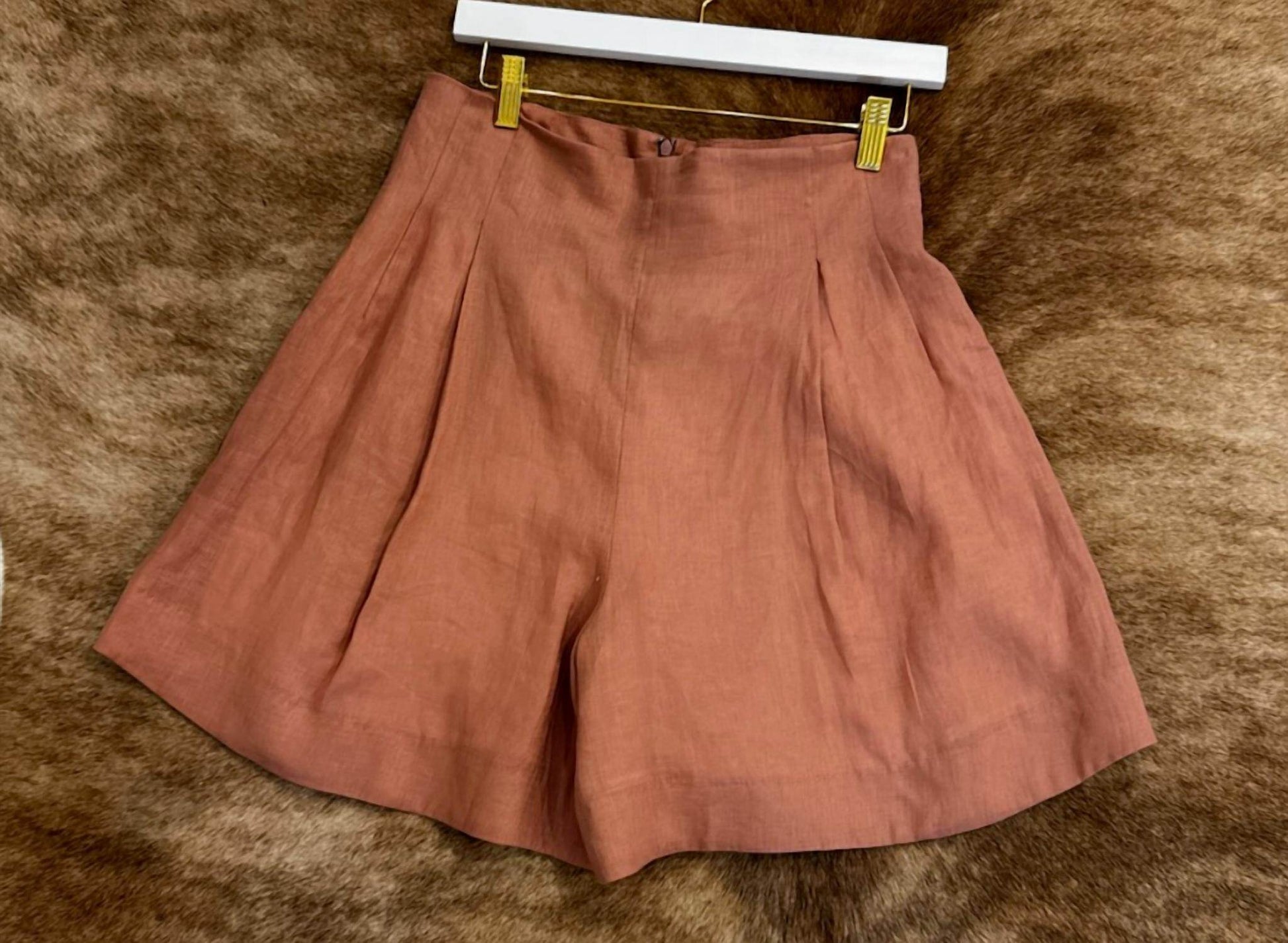 Inasami - Women Saana Shorts - Rack Hunt -