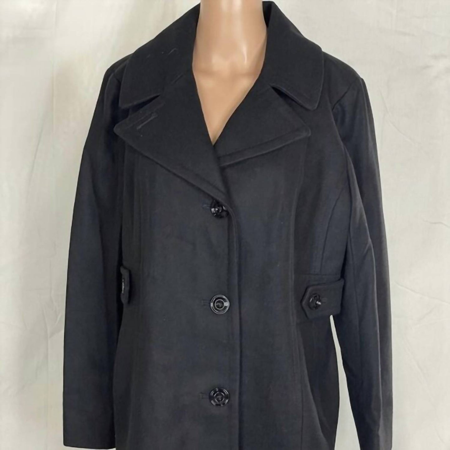 Women’s Single Breasted Walker Coat