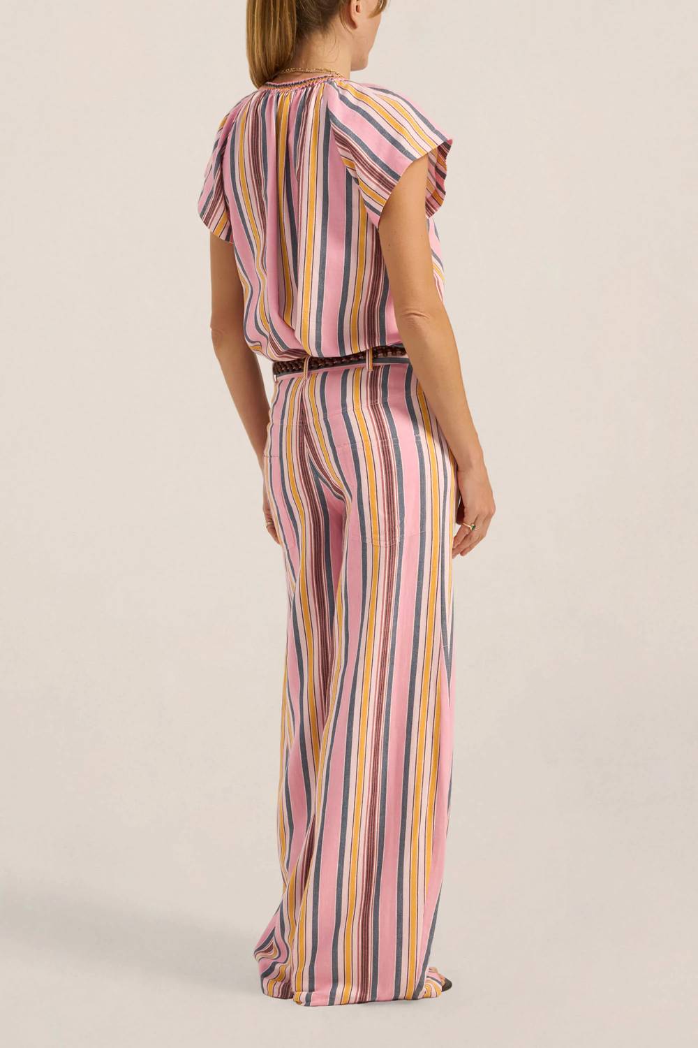 Zetus Full-length Top