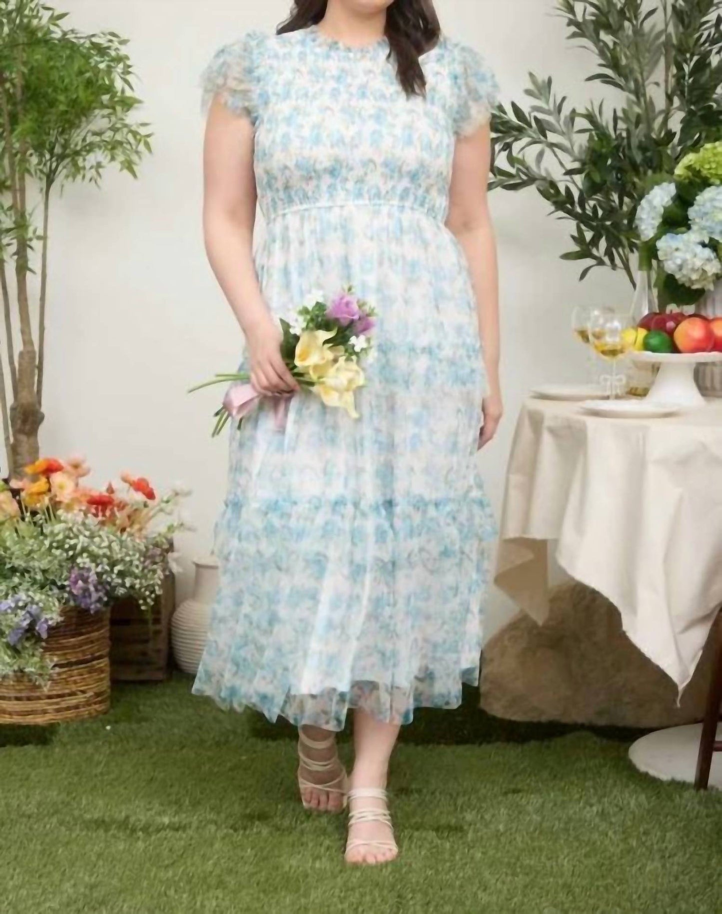 Floral Tulle Pattern Smocked Midi Dress - Plus
