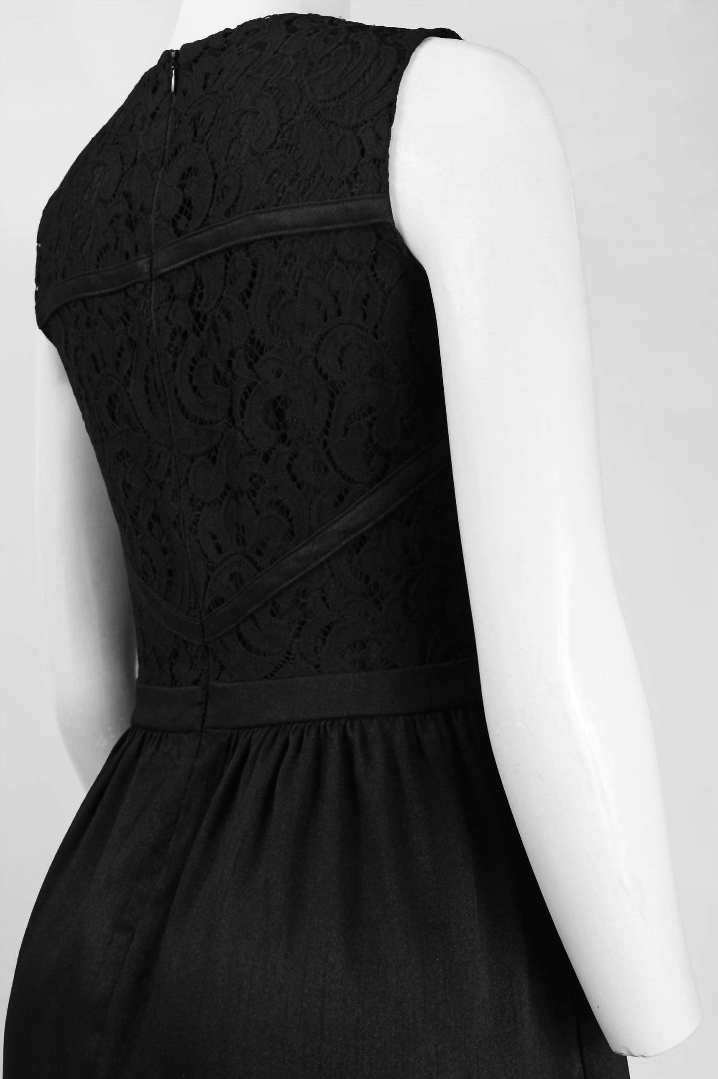 Sleeveless A-line Party Dress