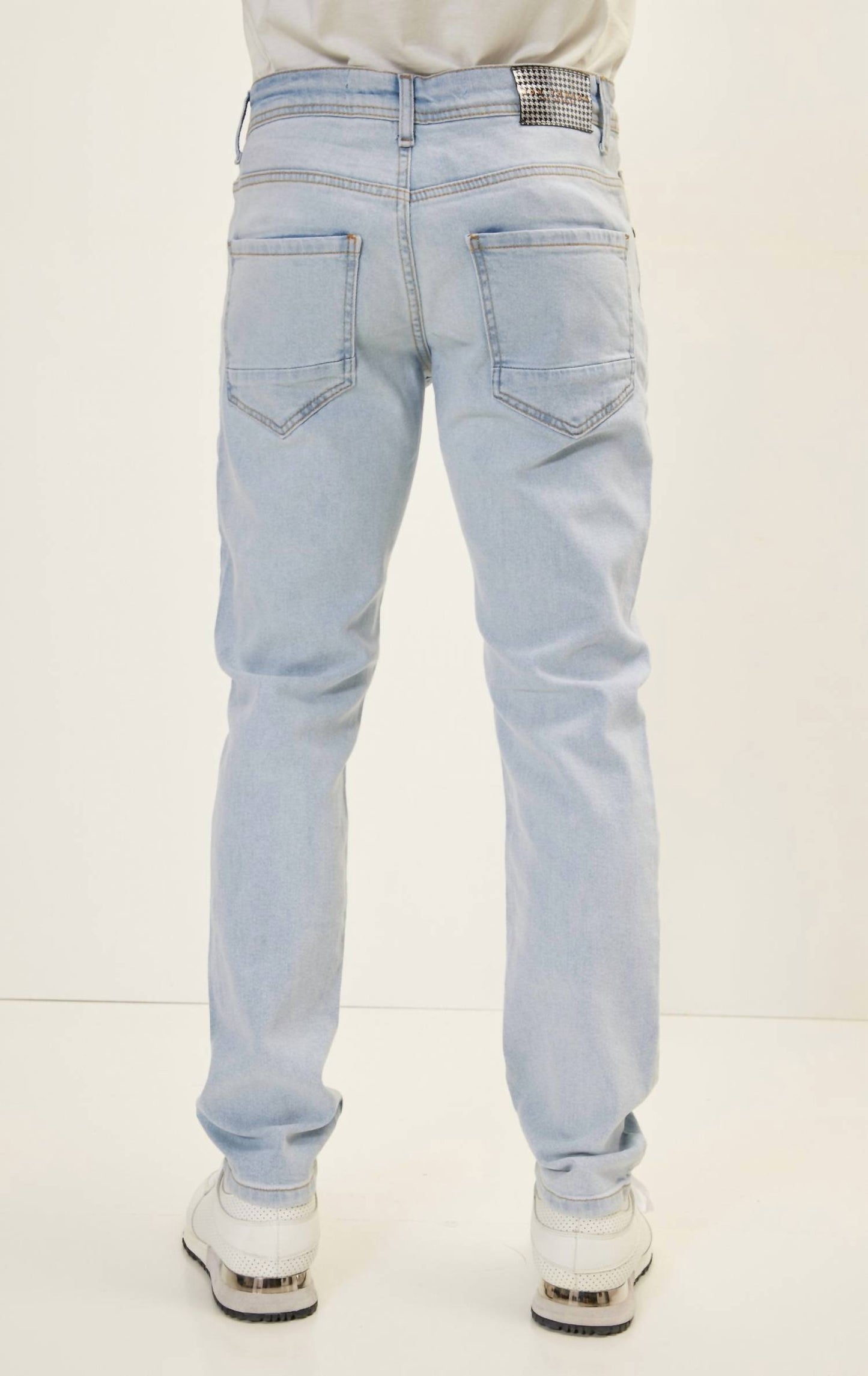 Men's Classic Fitted Denim Jeans