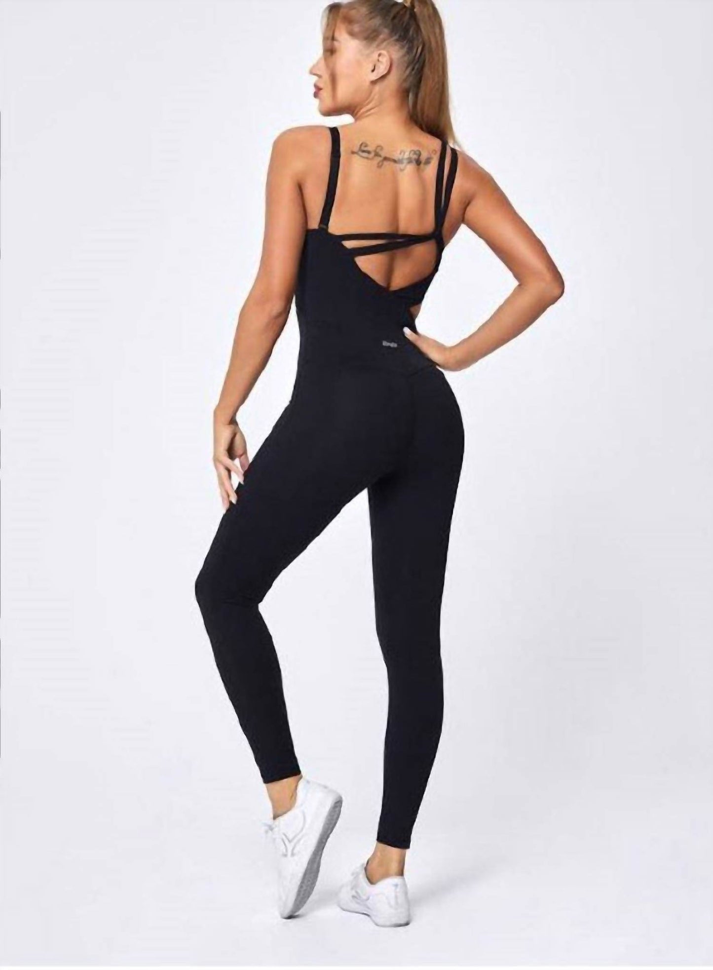 Rockstar Peach - Wonderland One Piece - Rack Hunt -