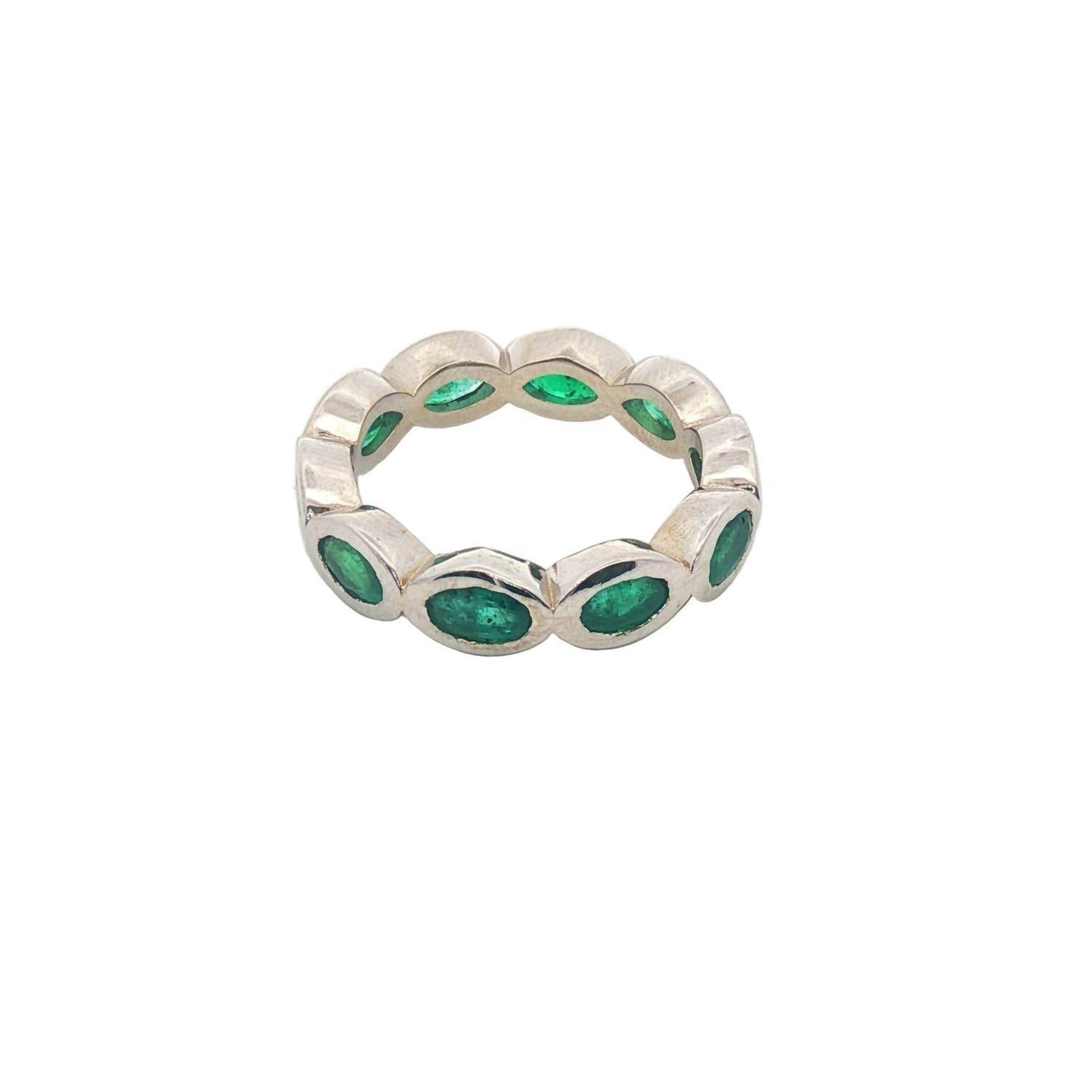 Normani - Women's Genuine Oval Emerald Bezel Fashion Ring - Rack Hunt -