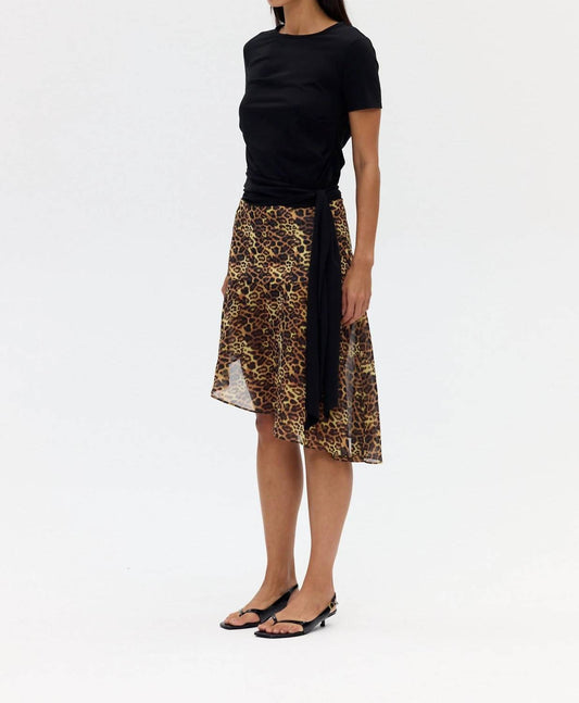 Nova Tie Tee