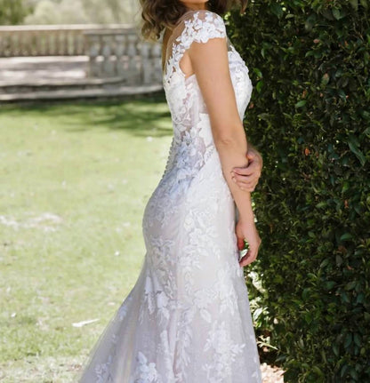 Lace Fit And Flare Wedding Dress