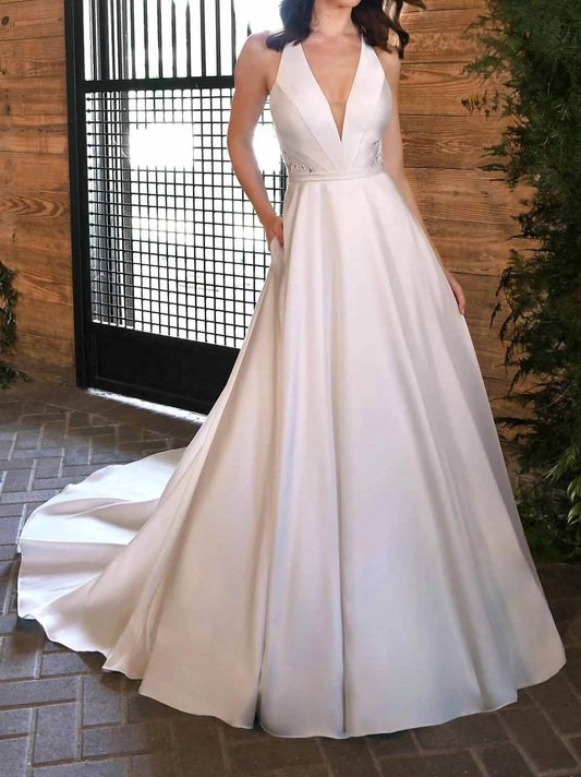 Essence of Australia - Classic V-neckline Ballgown Wedding Dress - Rack Hunt -