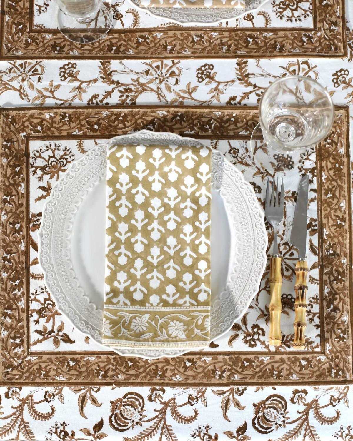 Pacific & Rose Textiles - Lilibet Mocha Placemats — Set Of Four - Rack Hunt