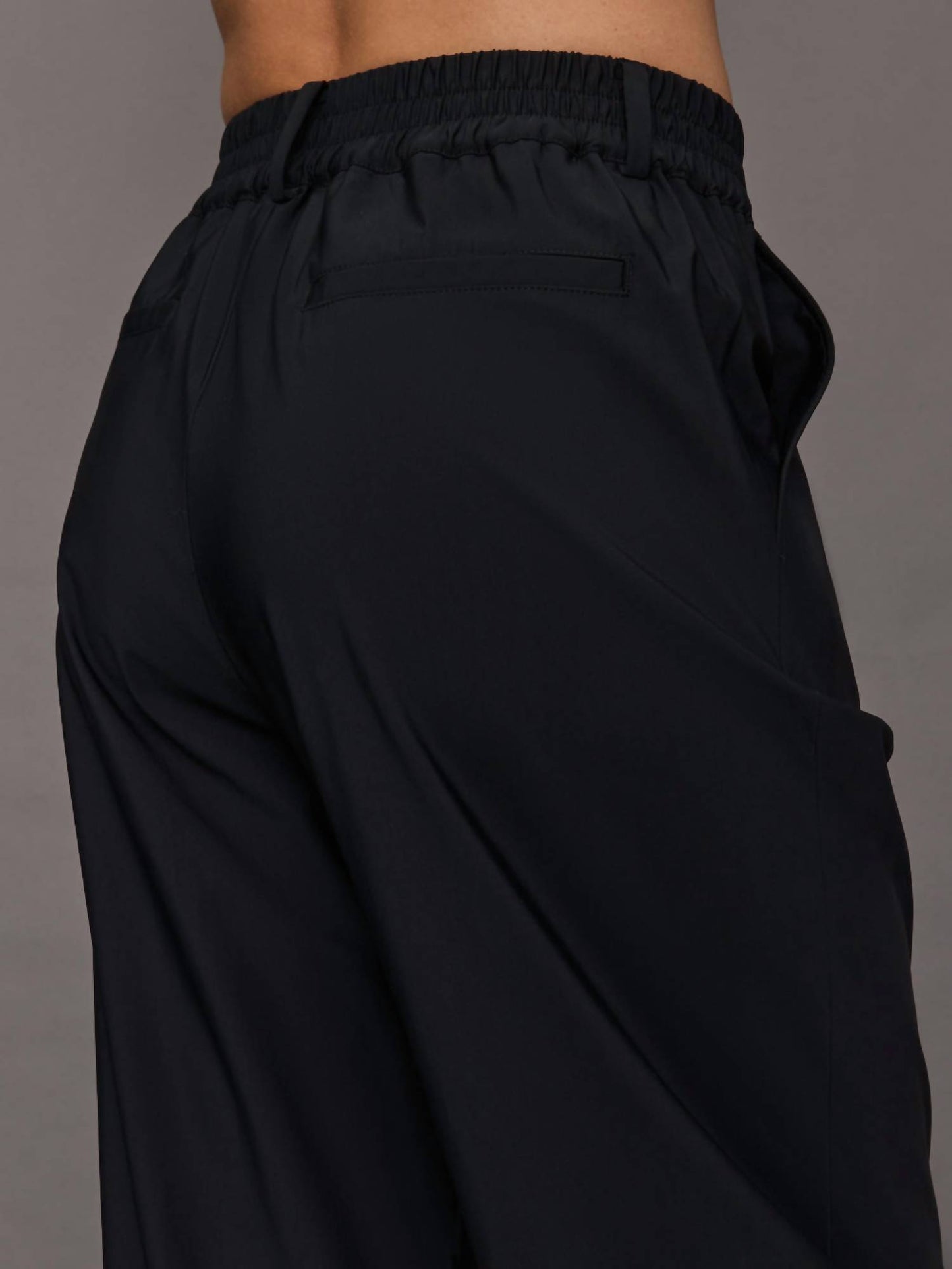 Stretch Woven Tailored Fit Wide Leg Pants