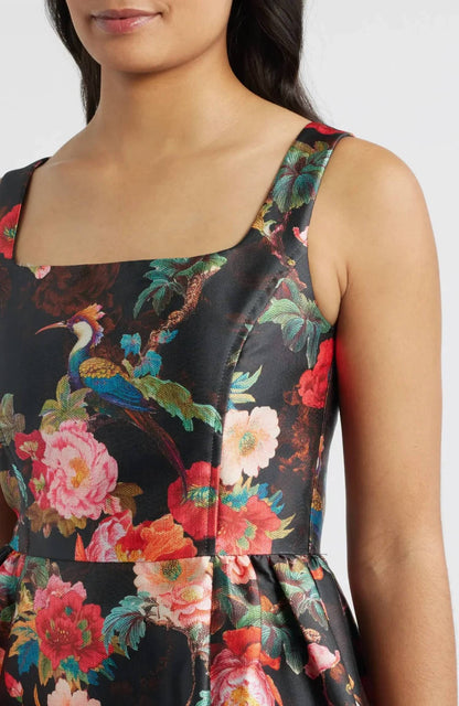 Women's Sleeveless Fit And Flare Cocktail Dress