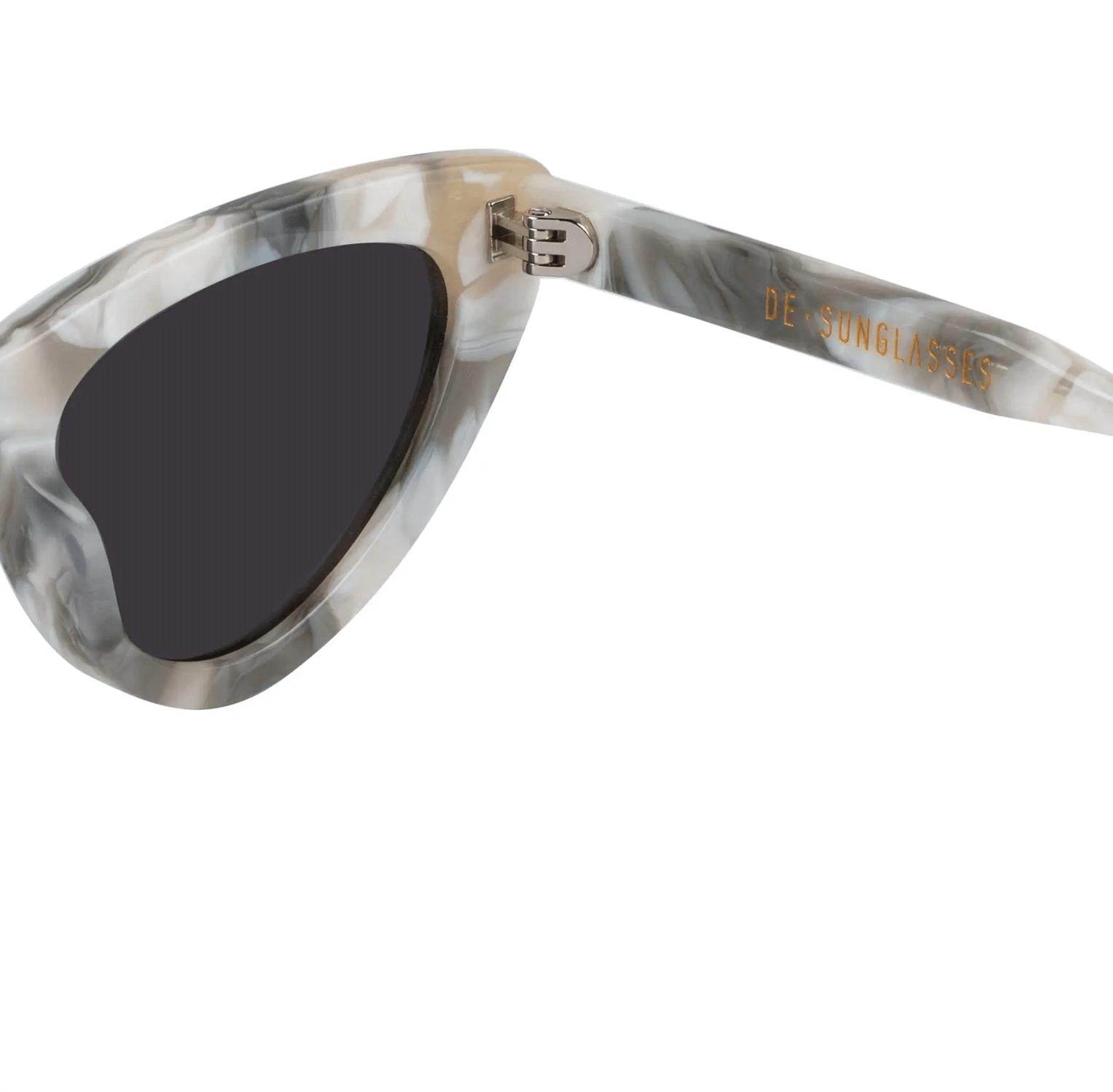 DE-Sunglasses - Women's Fez Cat-eye Shape Sunglasses - Rack Hunt -