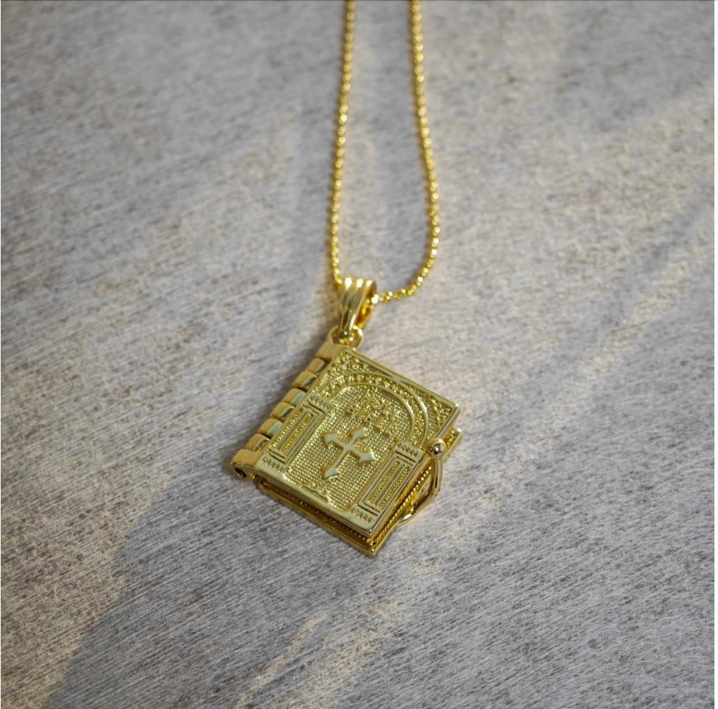 Women's The Lord's Prayer Locket Necklace