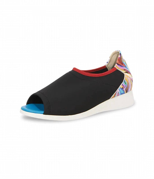 Women's Gaorey Trotters Sandals