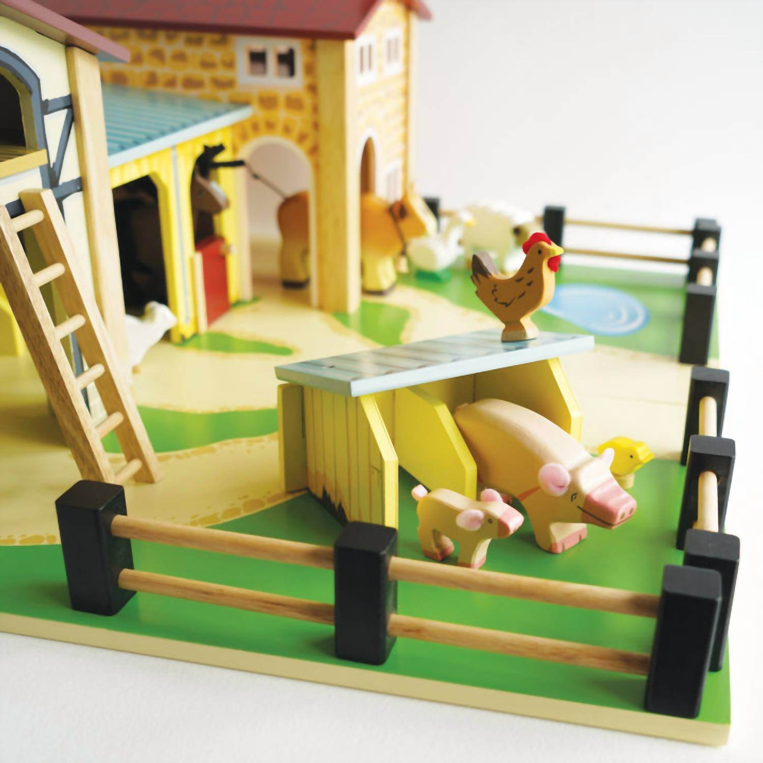Le Toy Van - The Farmyard - Rack Hunt -