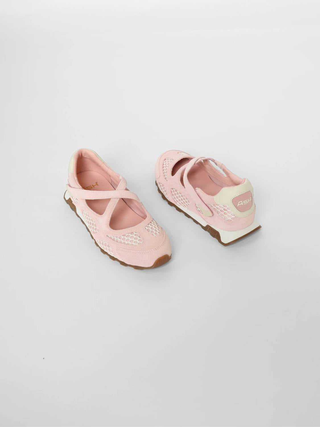 Women's Kore Sneaker