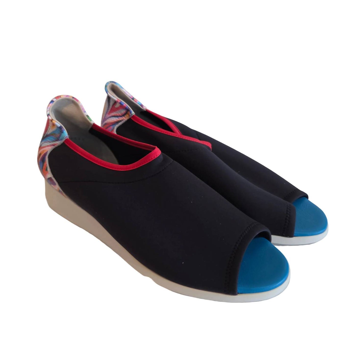 Women's Gaorey Trotters Sandals