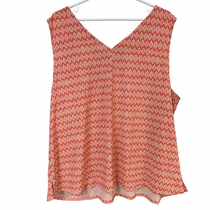 Departure V-neck Tank Top - Plus