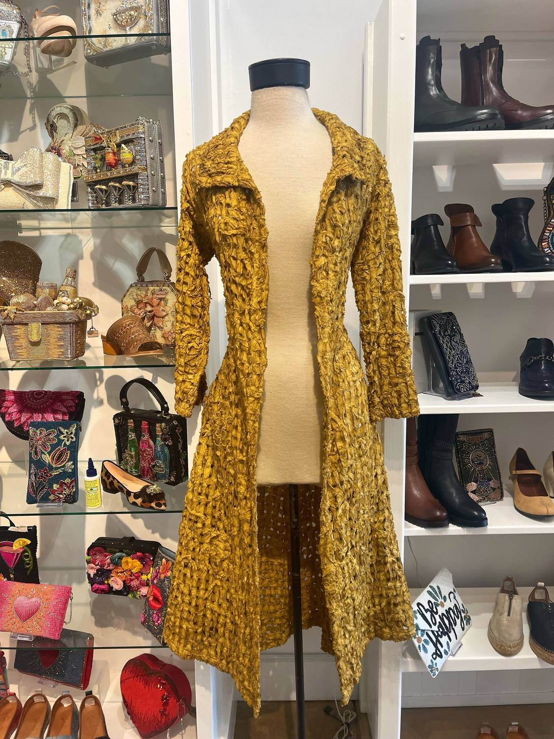 KIYO - WING LATTICE COAT - Rack Hunt -