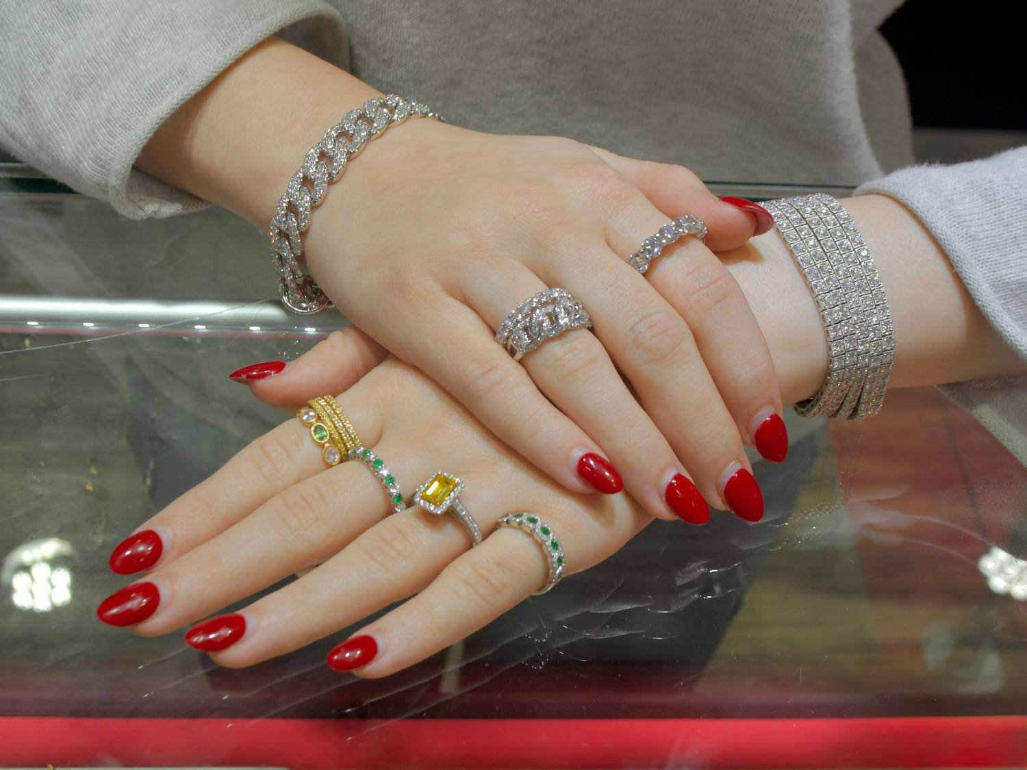 Gregg Ruth - Women's Five Row Tennis Diamond Bracelet - Rack Hunt -