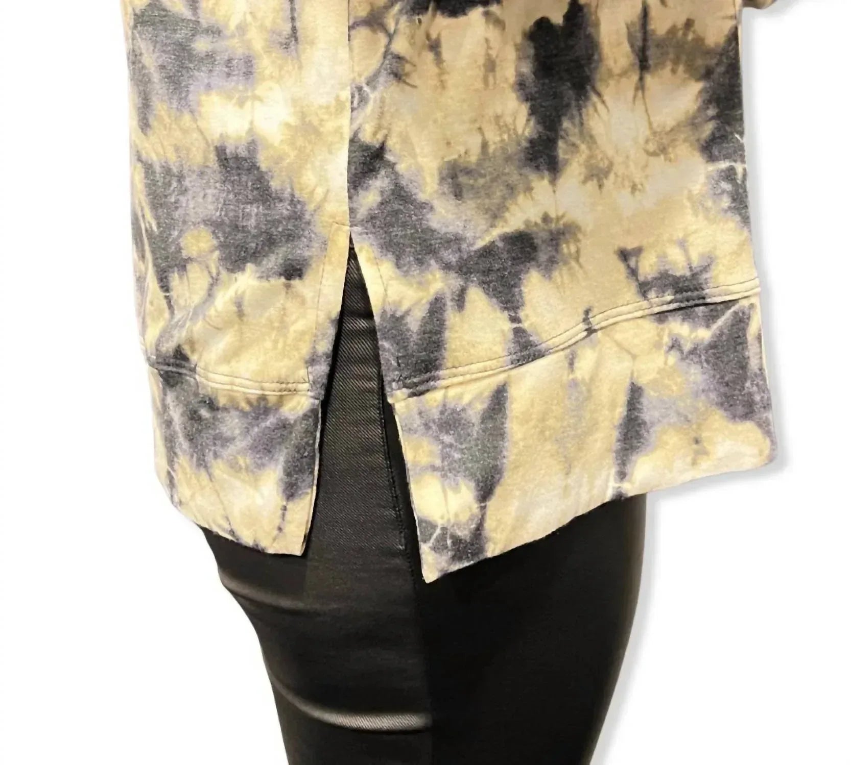 Alyssa Thomas - V & Crew Neck Sweatshirts - Rack Hunt