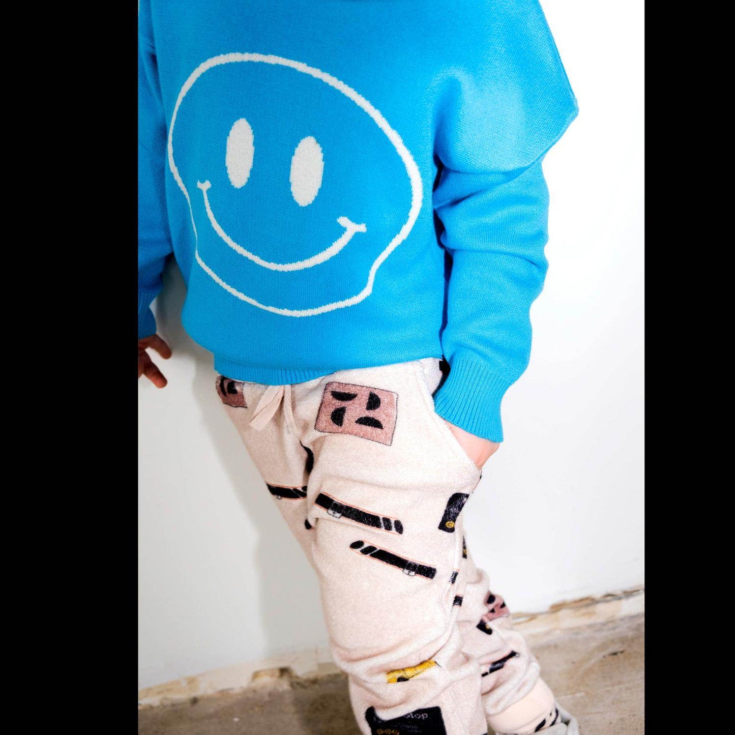 Bizz x Siss - Kid's Unisex Knit Smiley Sweater - Rack Hunt -