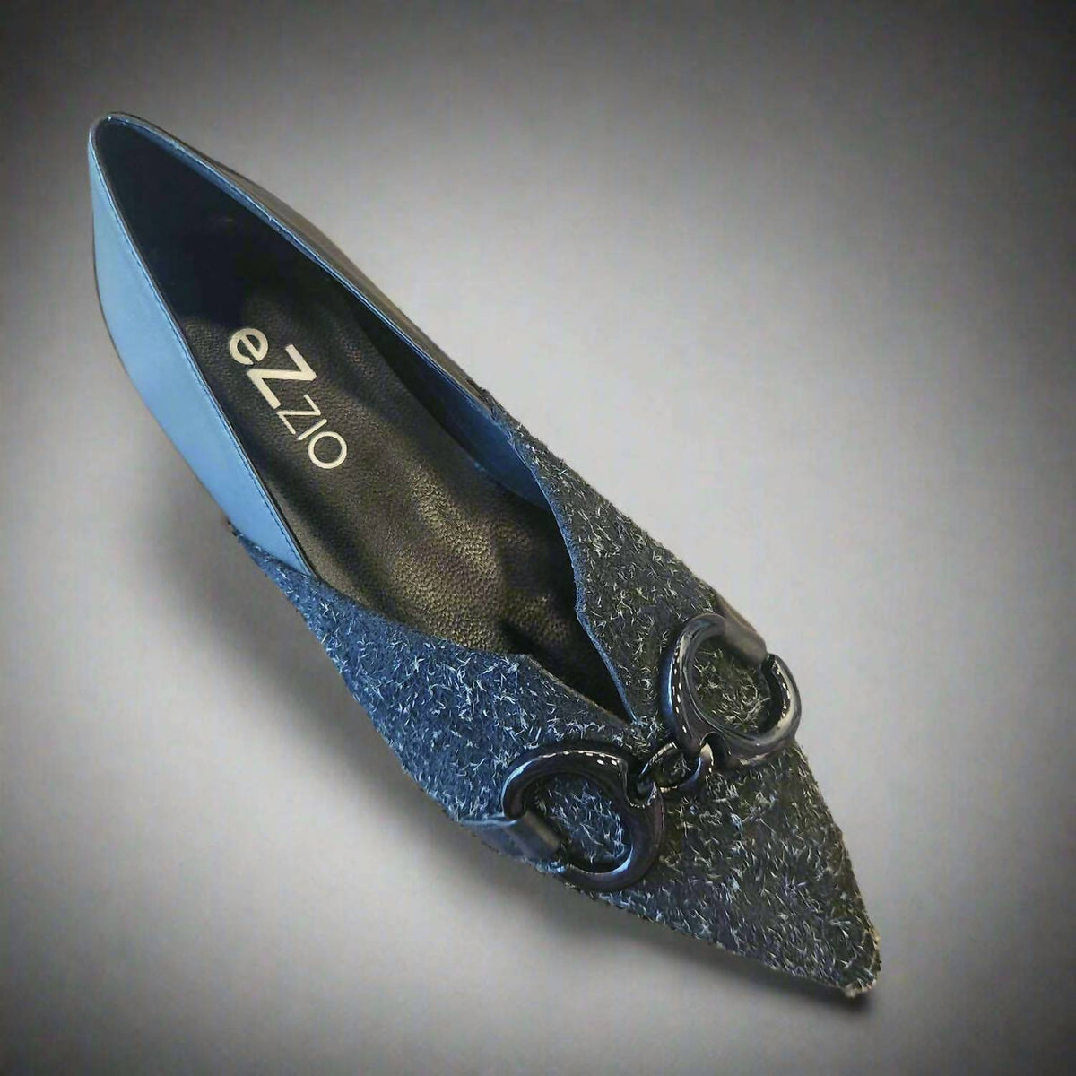 Women's Bear Flat