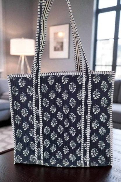 Women's Nantucket Blooms Quilted Tote Bag