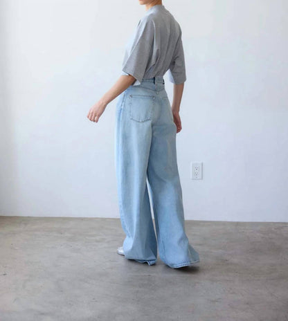 Natural Waist Baggy Jean