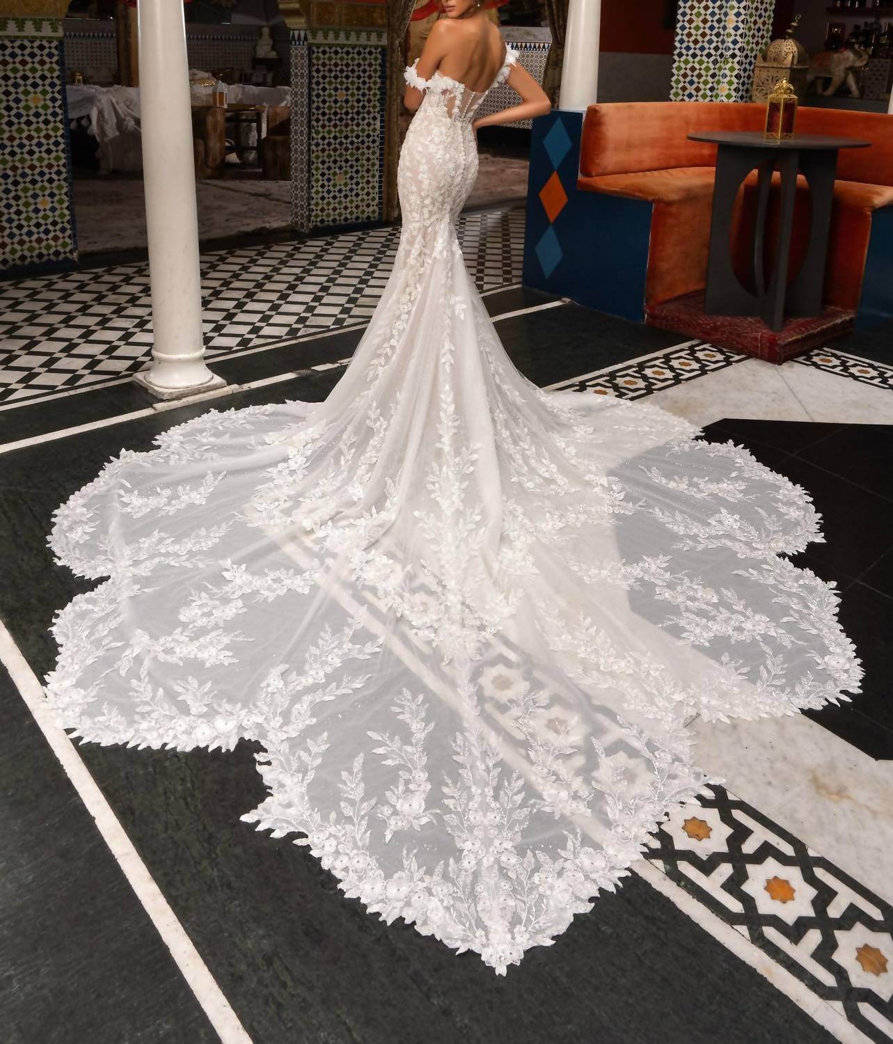 Kitty Chen Couture - Ada Train Wedding Dress - Rack Hunt -