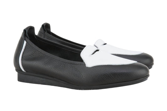 Women's Niwako Rocky Loafer