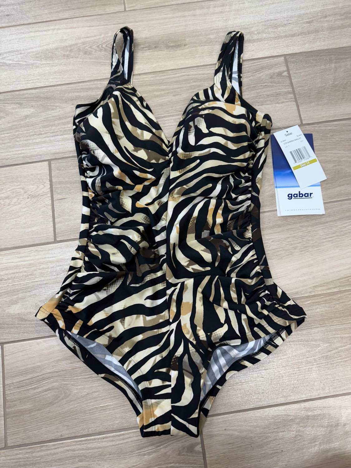 Gabar - Women's Onepiece Printed Swimsuit - Rack Hunt -