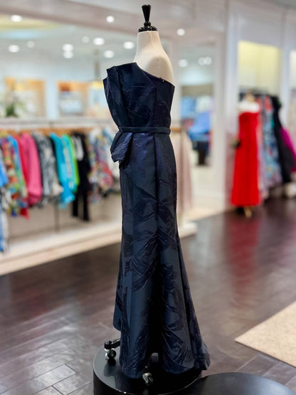 Women's Strapless With Bow Prom Gown